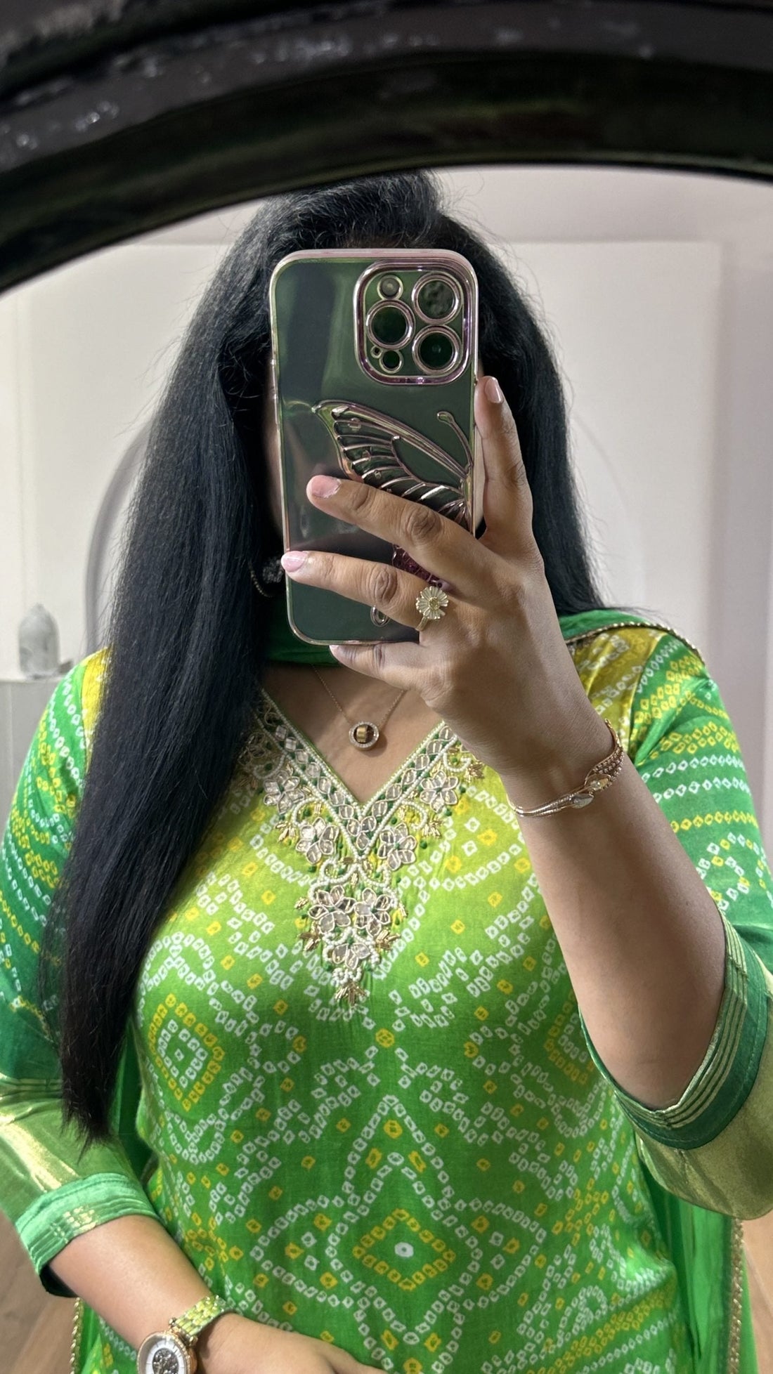Green bandhej printed gajji
